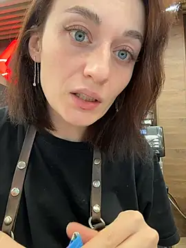 KattyMurr live XXX chat