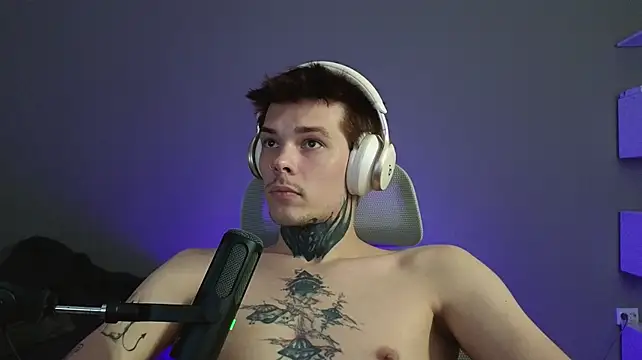 DENIS_HERE – Naživo XXX chat