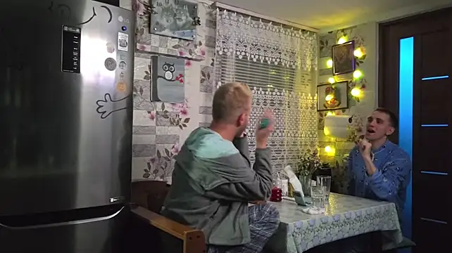 VuittonのライブXXXチャット