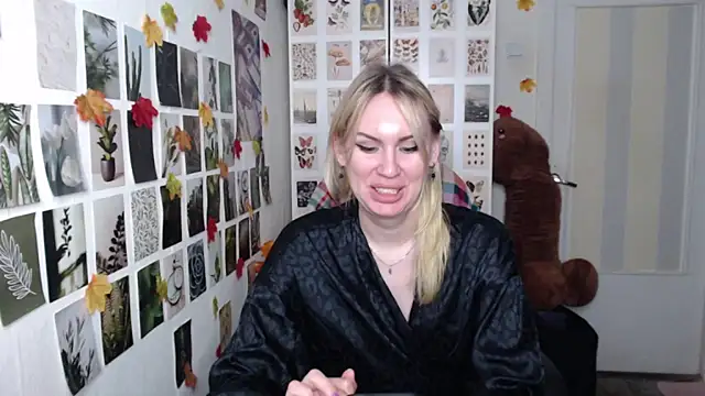 Онлайн чат XXX CapriScorpion