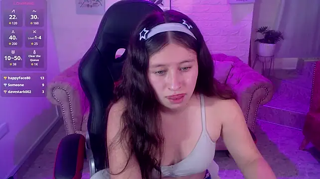 Chat +18 de perlaa_tk ao vivo