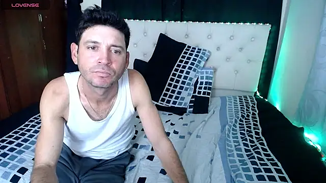 Chatroom XXX en direct de Eclipse_Lover