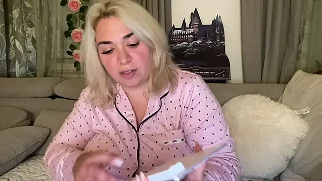 دردشة Monageil الجنسية المباشرة