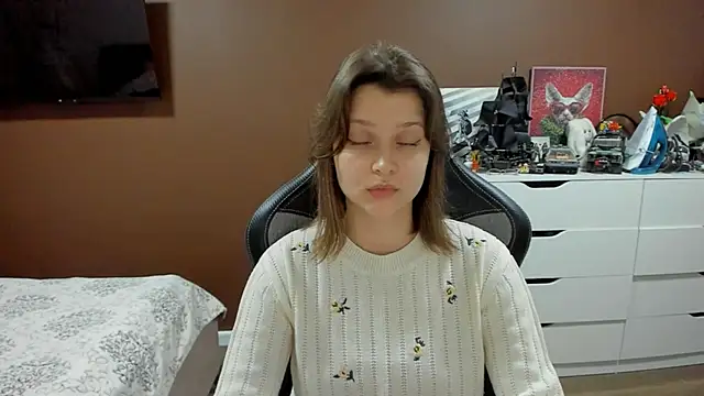 SoniNesti Adlı Modelin Canlı XXX Sohbeti