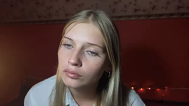 LavelleHolbrook Live XXX-Chat