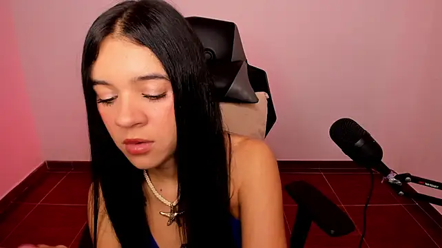 isabellawhitmore Chat XXX in diretta
