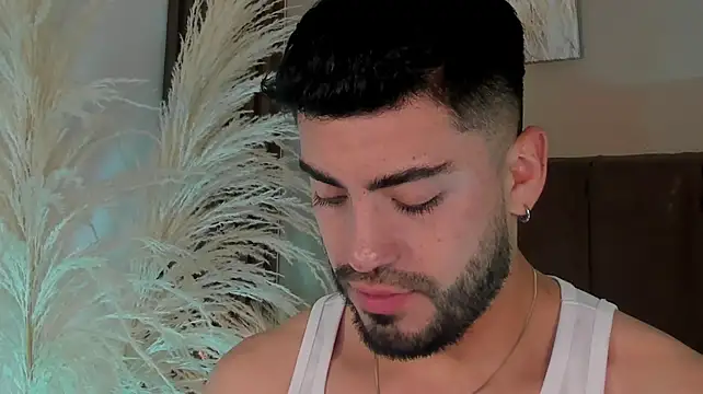 دردشة Alexander_Diazz الجنسية المباشرة
