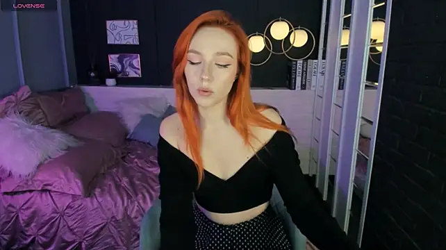 ZlataSaar's Live XXX Chat