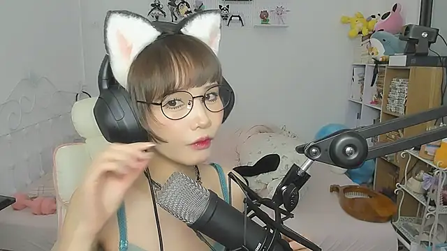 NeKo-nEk0-niI's Live XXX Chat