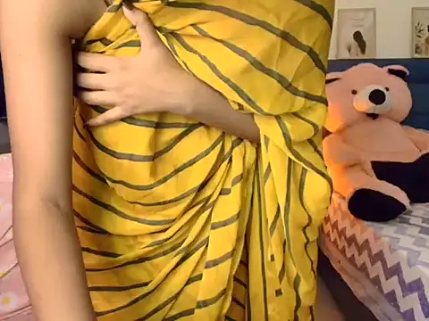 CUTE_princess_143 লাইভ XXX চ্যাট