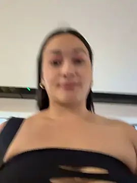 Chat +18 de Tatiana123_ ao vivo