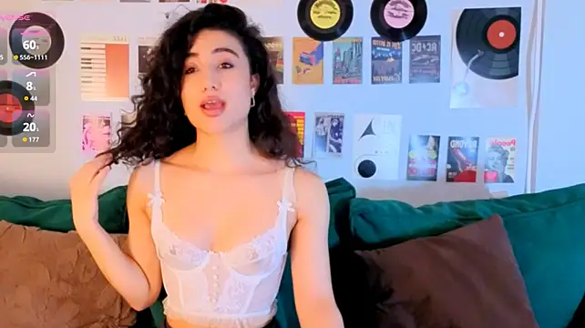 Maya_Rogerss Chat XXX in diretta
