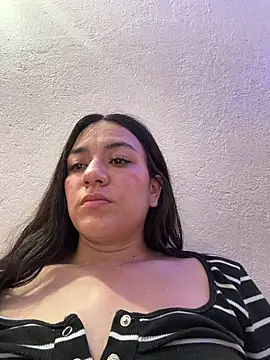 Dali_collin Adlı Modelin Canlı XXX Sohbeti