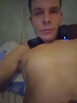 Show modela polenvi na web-kameri