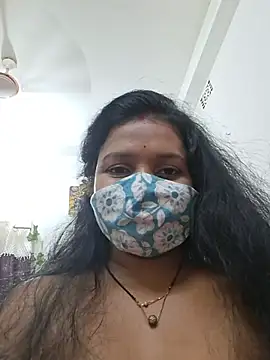 Hotty_Priyanka লাইভ XXX চ্যাট