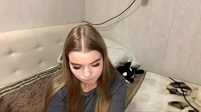 LiviaSmelser live XXX chat