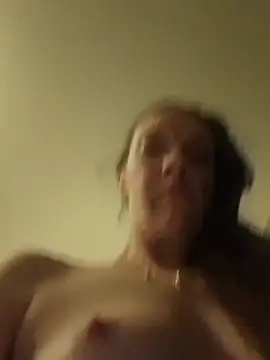 squirtqueenwus live XXX chat