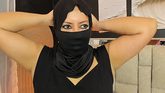 Qamar_Khalifa's Live XXX Chat