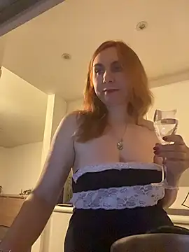 Chat +18 de JasmineGlamour ao vivo
