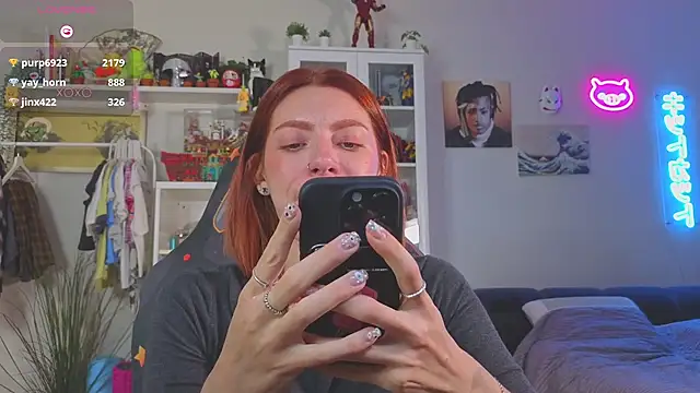 Chat +18 de MaryStocks ao vivo