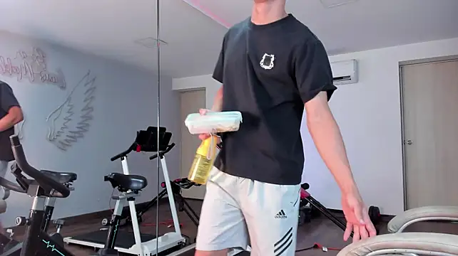 Simon_Axe Adlı Modelin Web Kamerası Şovu