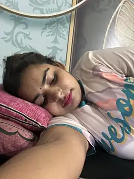 Aayra_Joshi XXX чат на живо