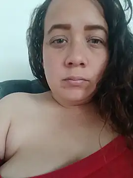 amaia_15 XXX чат на живо
