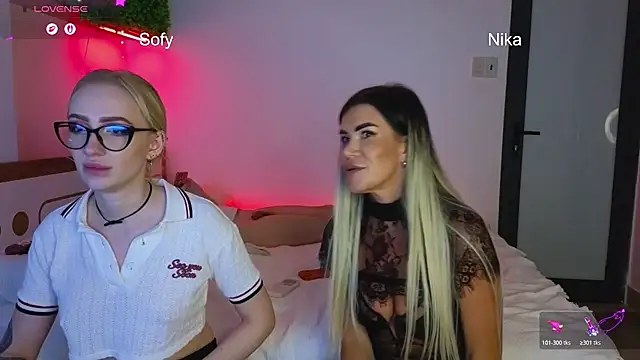 Sin_city_ live XXX chat