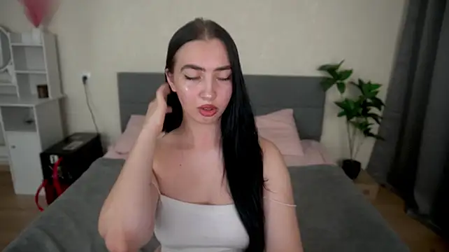 WildKittenX_ live XXX chat