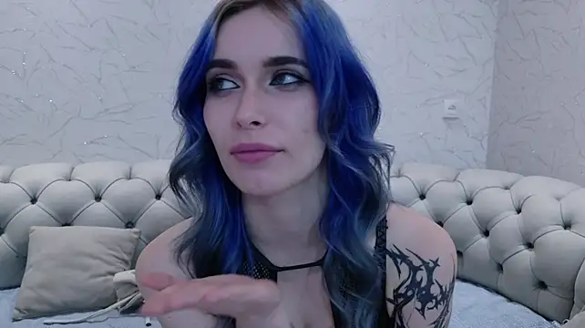 Your-Night-Fury live XXX chat