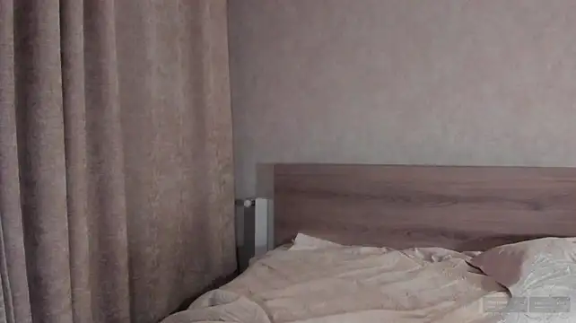 KitsuneDreams live XXX chat