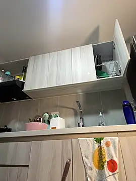 Rizos_hot_official: απευθείας συνομιλία ΧΧΧ