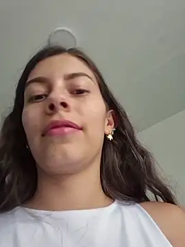 Chat +18 de IrisBound ao vivo