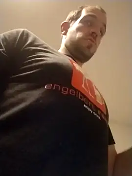 Codymc89 Live XXX-Chat
