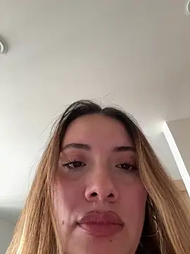 Valery_mora - suck nipples valery