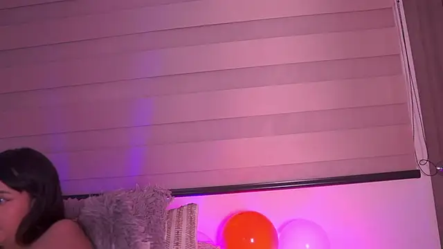 dakotaa_01's Live XXX Chat