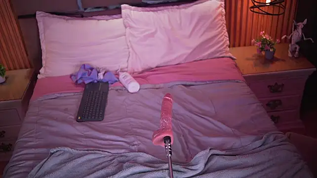 Chat +18 de MiaTorres4 ao vivo