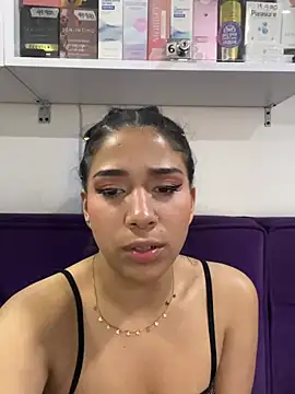 Czat XXX na żywo – Talia_Off