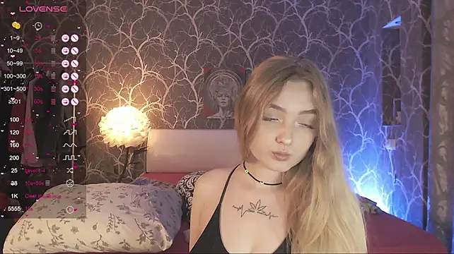 MiaMiaMeow – Naživo XXX chat