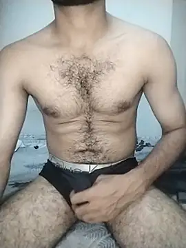 Mr_Hotyy élő XXX-chatje