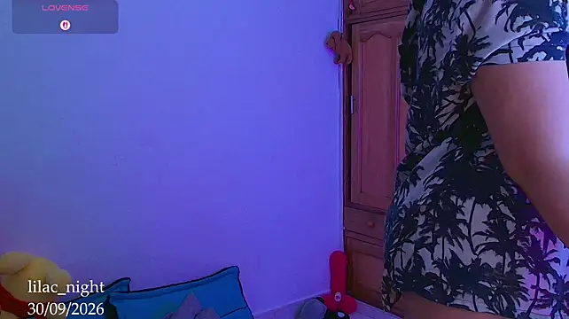 lilac_night33: онлайн-секс-чат
