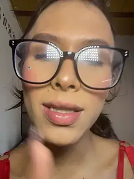 nao_bell_ élő XXX-chatje