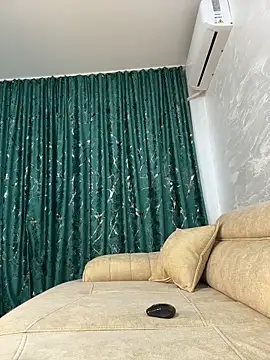 KaylaLewyss Chat XXX live