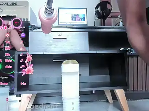 Sissy_Obedient live XXX chat