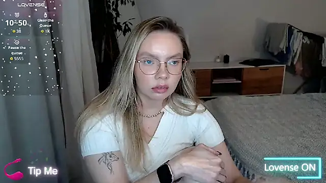 PolinaXXXXXJones Chat XXX in diretta