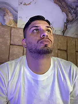 jacoob1__ XXX чат на живо
