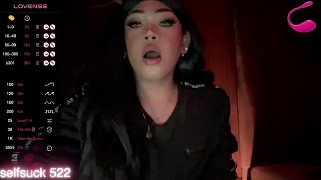 madam_agnes1 élő XXX-chatje