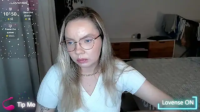 PolinaXXXXXJones Adlı Modelin Canlı XXX Sohbeti