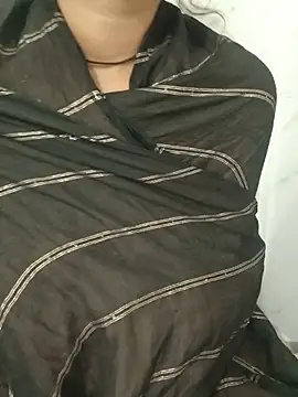 Hot_Riya_999 live XXX chat