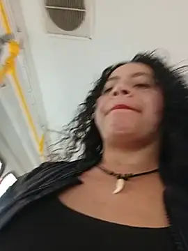 Yaya_paid Chat XXX live